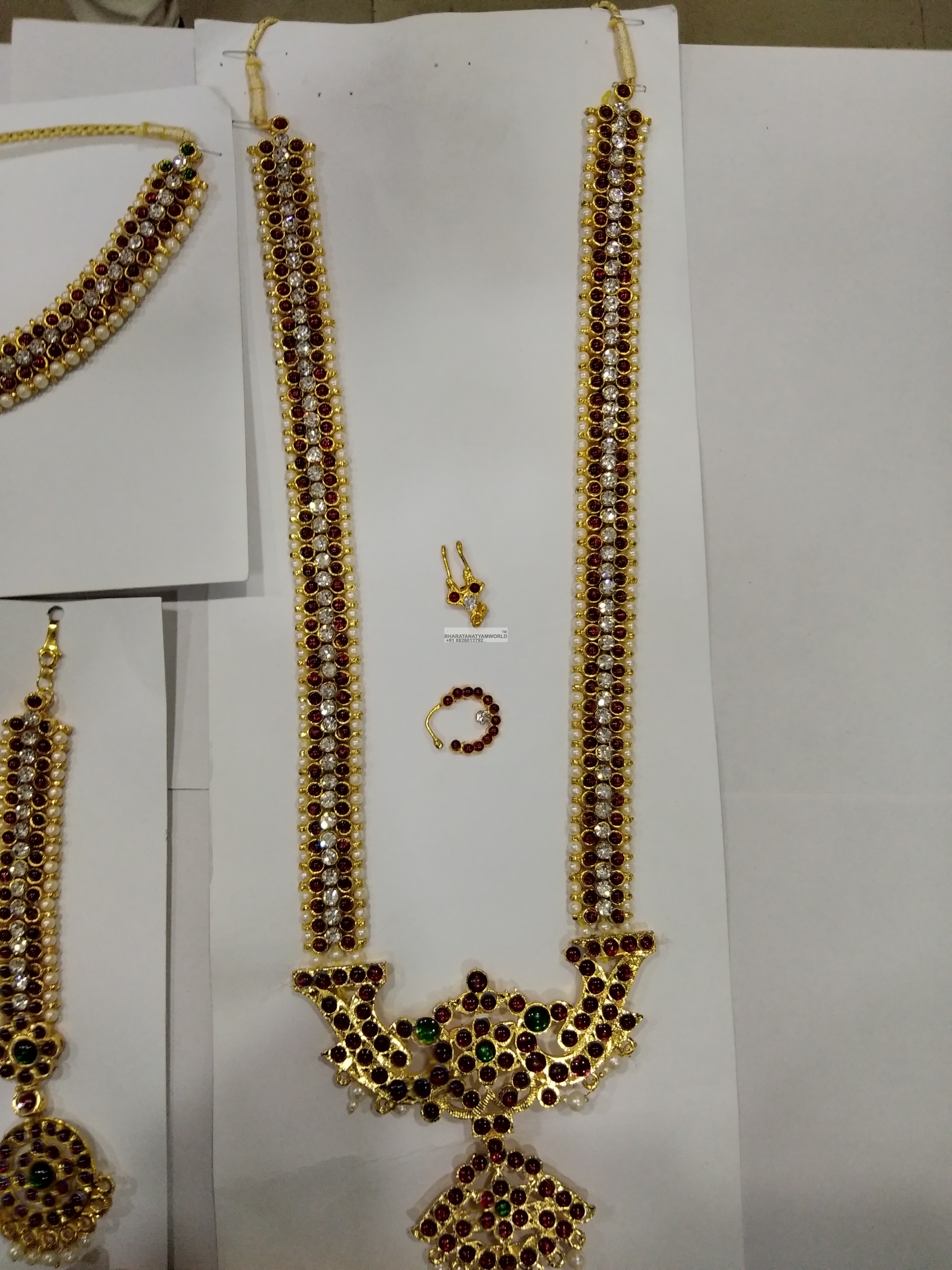 temple jewellery for bharatanatyam